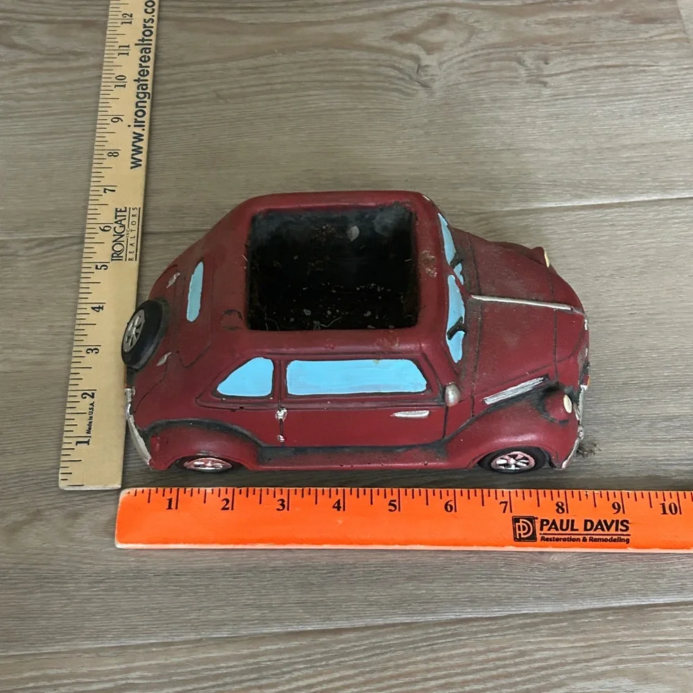 Vintage Style Volkswagen Beetle Planter - Picture 3 of 3